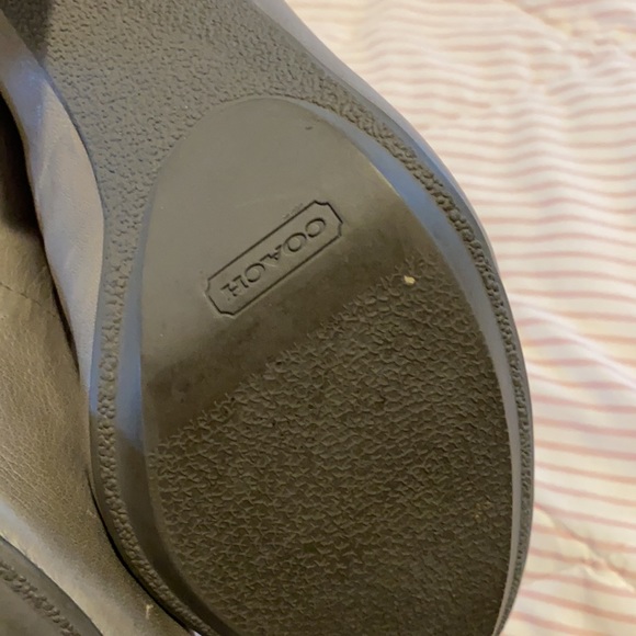 Coach women shoe size 8 - Picture 9 of 9